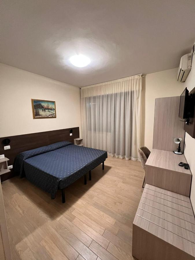 Hotel Colonna Albignasego Kültér fotó